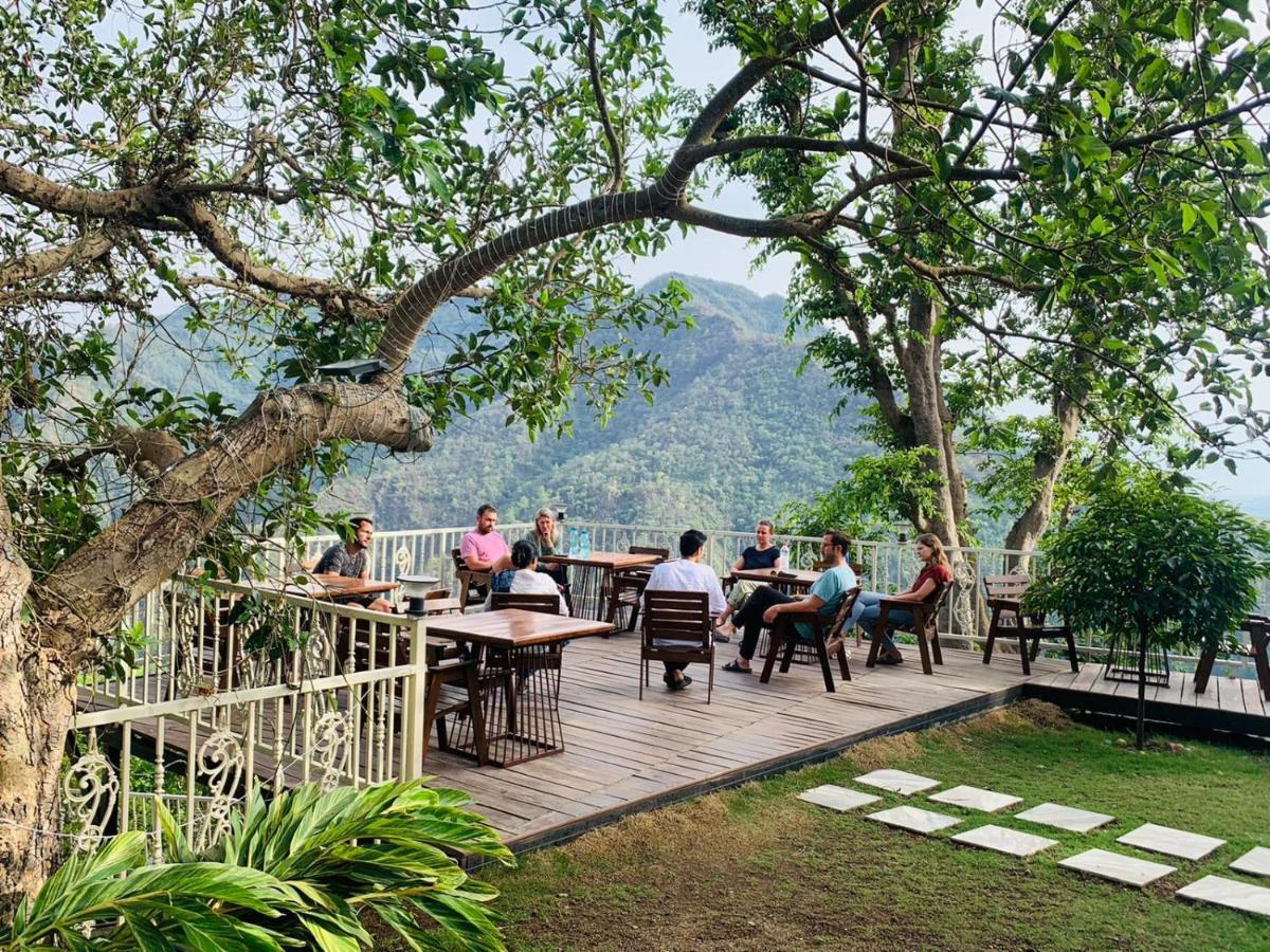 Neer Ganga Resorts Rishīkesh Exteriör bild