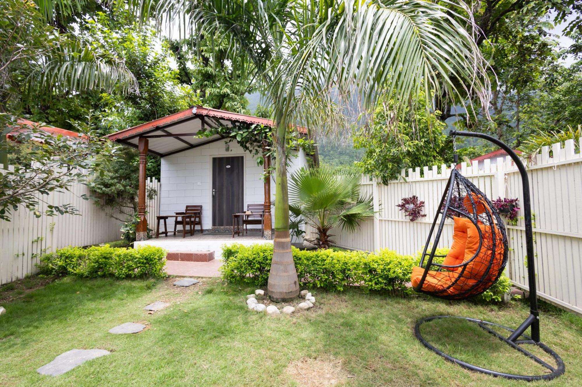 Neer Ganga Resorts Rishīkesh Exteriör bild