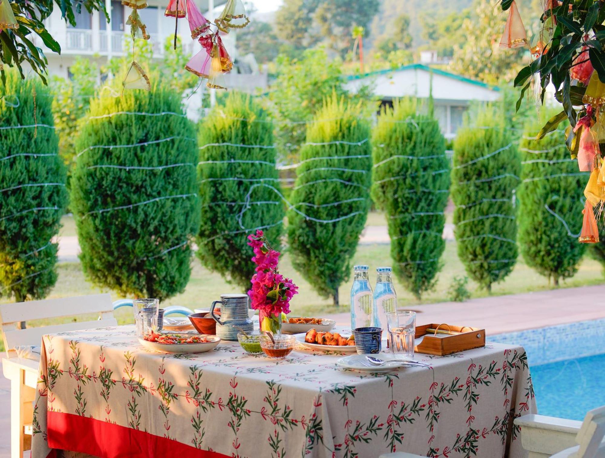 Neer Ganga Resorts Rishīkesh Exteriör bild