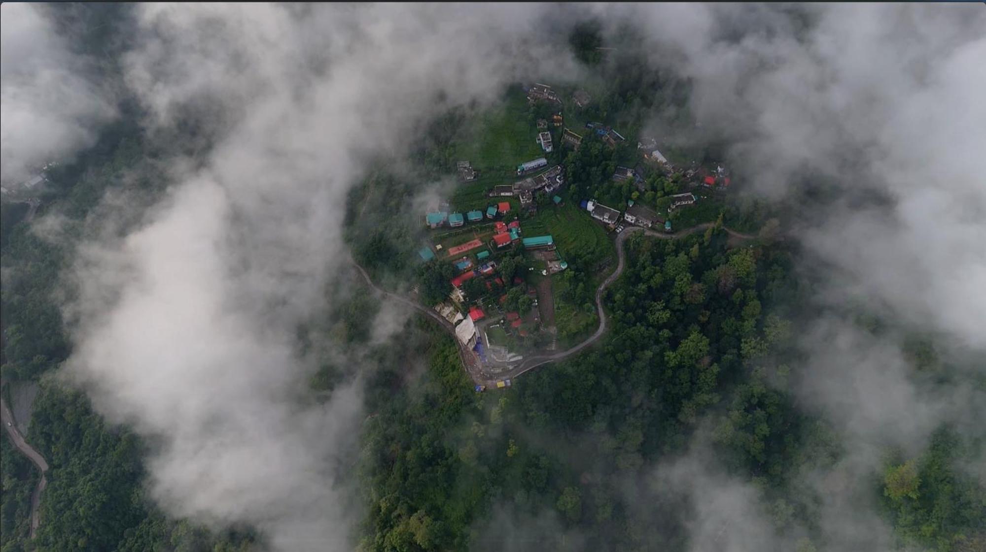 Neer Ganga Resorts Rishīkesh Exteriör bild